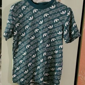 ✨️BOGO💞Adidas tee